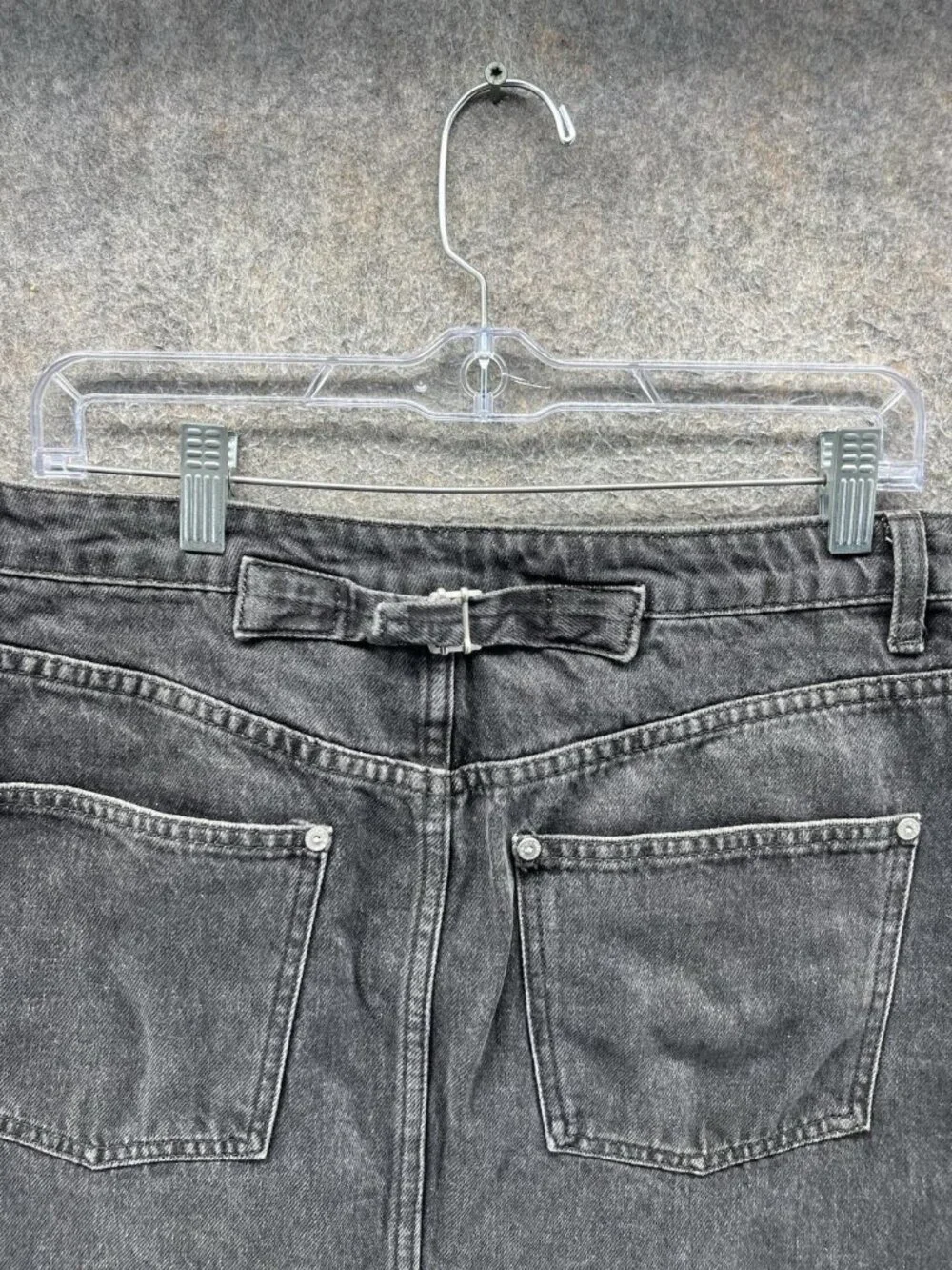 We The Free Skirt Womens 30 Gray Denim Mini Raw Frayed Hem Buckle Back Pockets